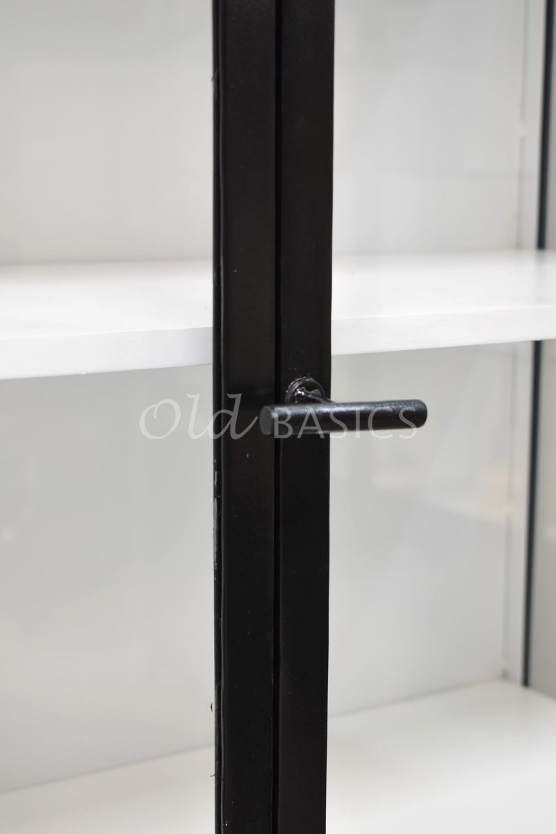 Detail van Apothekerskast Ivar Ladre NB, zwart, materiaal staal